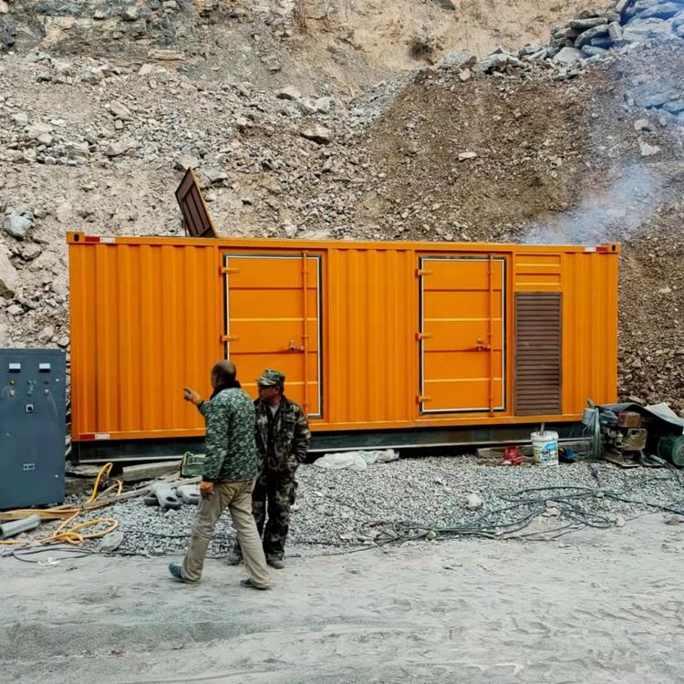 石棉如何选择适合自己的 800KW 柴油发电机组?